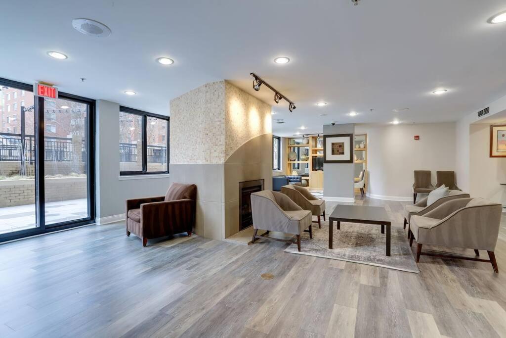Fantastic 2 Bedroom Condo At Ballston With Gym Arlington Exteriér fotografie