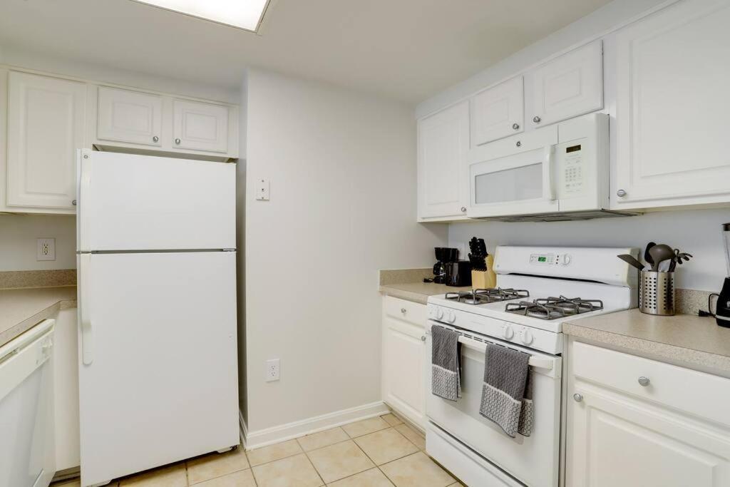 Fantastic 2 Bedroom Condo At Ballston With Gym Arlington Exteriér fotografie