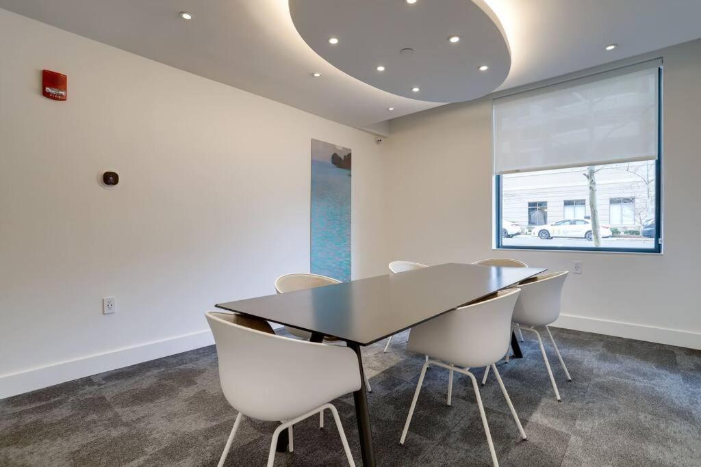 Fantastic 2 Bedroom Condo At Ballston With Gym Arlington Exteriér fotografie